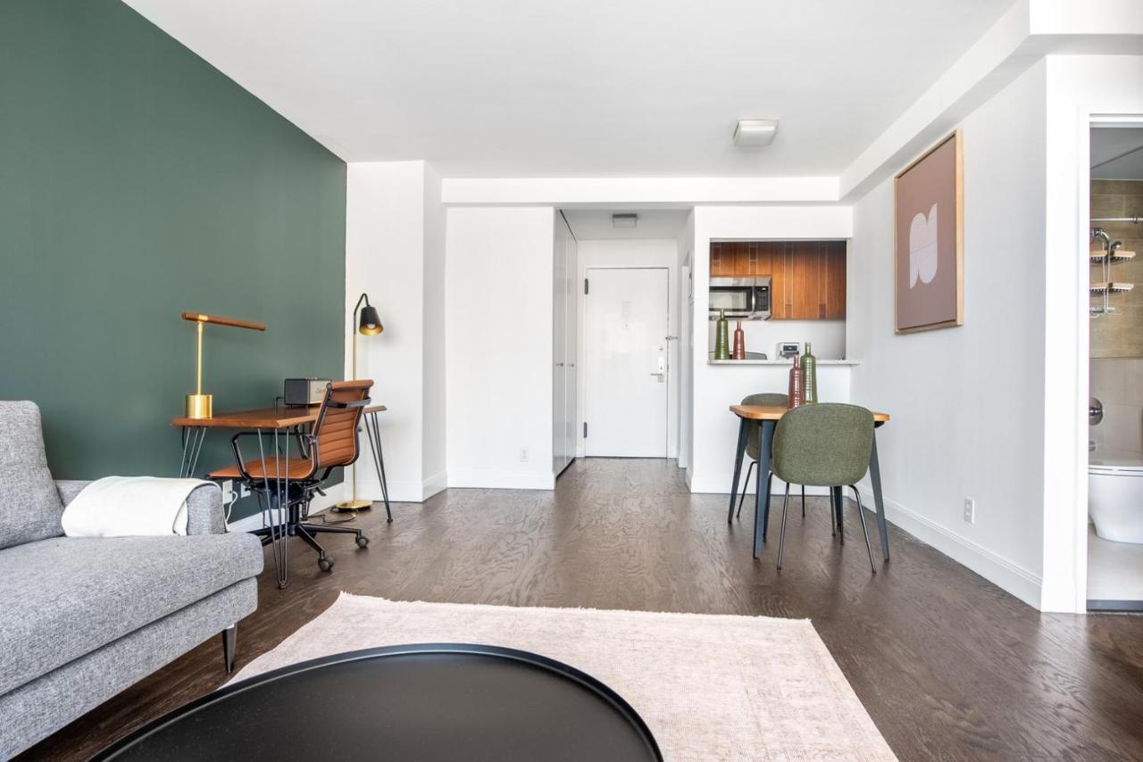 Apartamento Ues 1br W Gym Doorman Balcony Stunning Roof Nyc-503