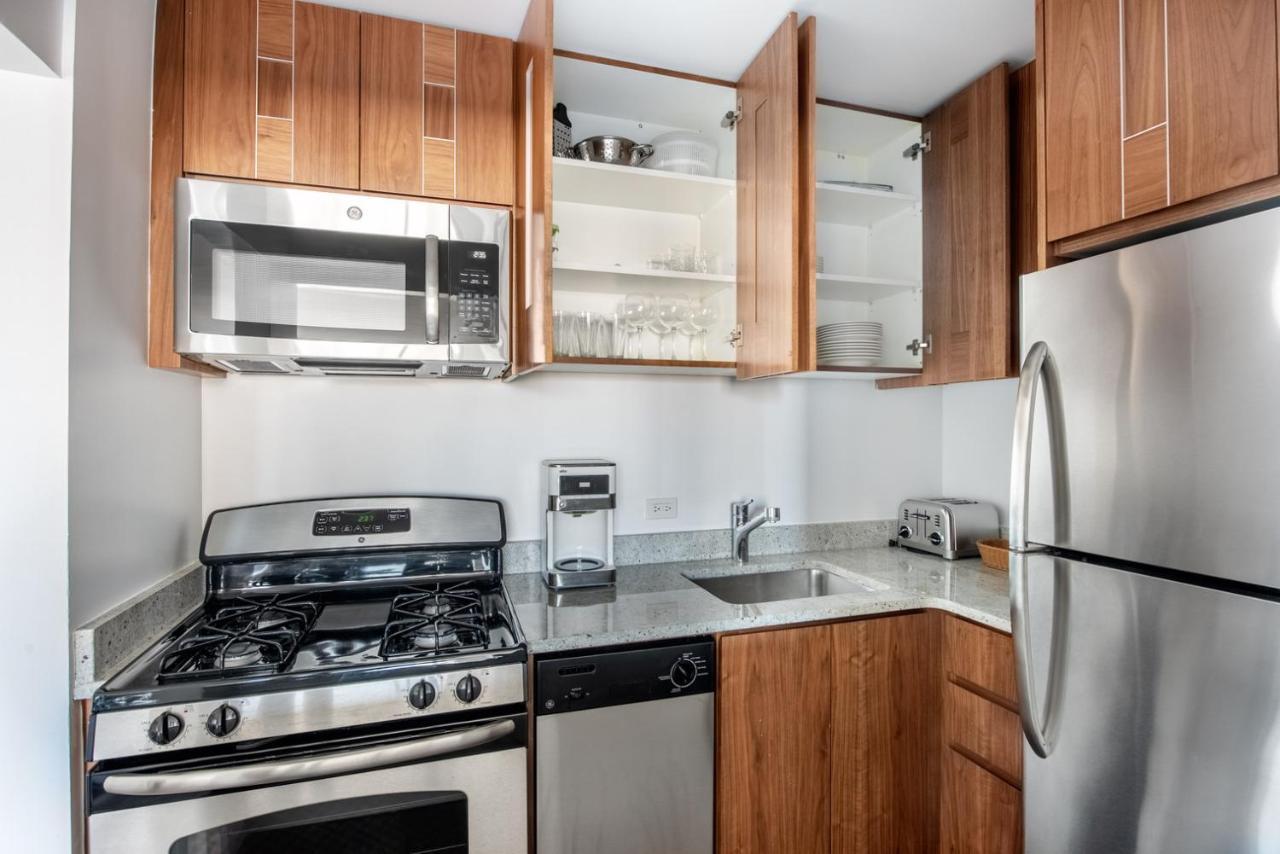 Ues 1br W Gym Doorman Balcony Stunning Roof Nyc-503 Apartamento